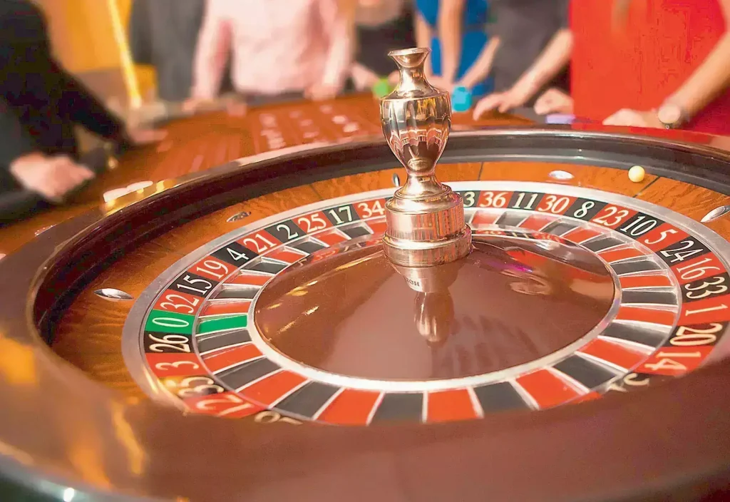 What are the engaging online casino promotions that reward loyal players?